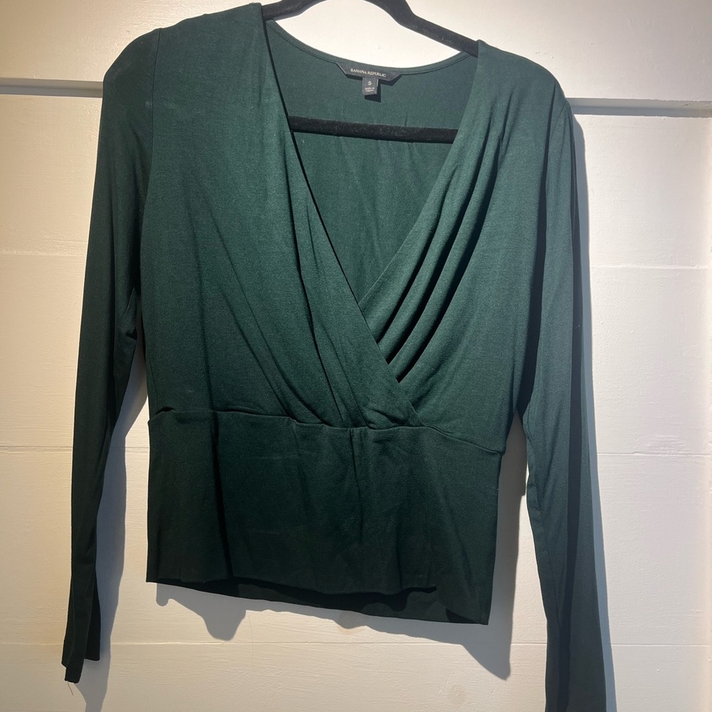 Banana Republic Emerald Wrap Top